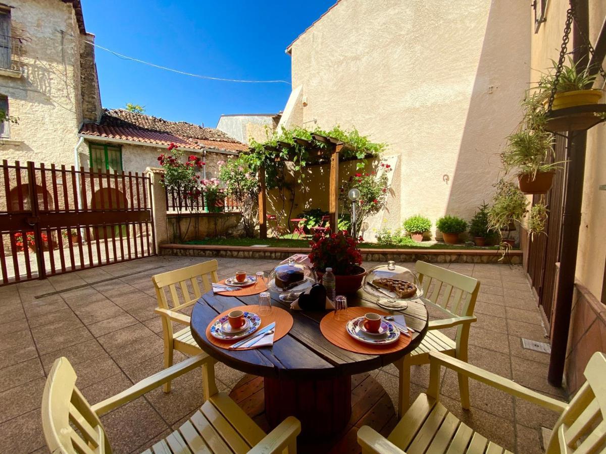 B&B A Casa Di Nonna Massa d'Albe Ngoại thất bức ảnh