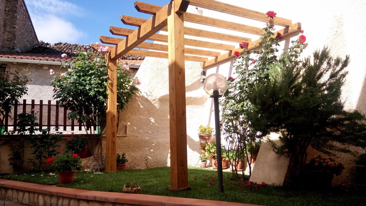 B&B A Casa Di Nonna Massa d'Albe Ngoại thất bức ảnh