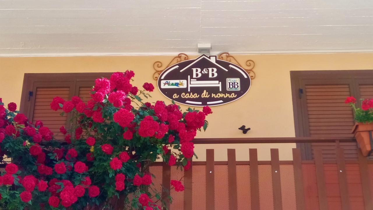 B&B A Casa Di Nonna Massa d'Albe Ngoại thất bức ảnh