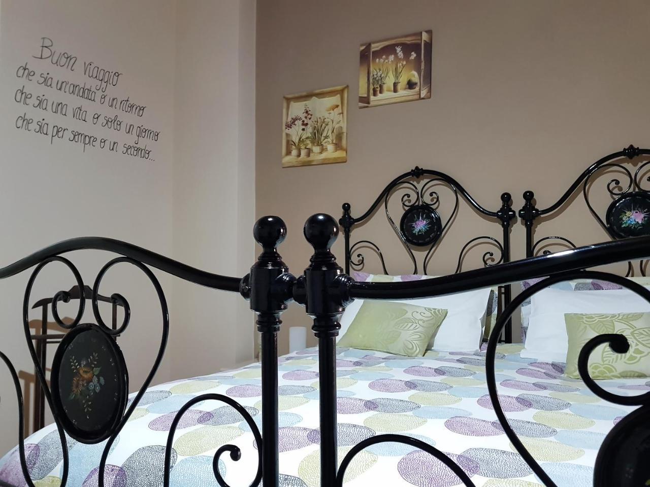 B&B A Casa Di Nonna Massa d'Albe Ngoại thất bức ảnh